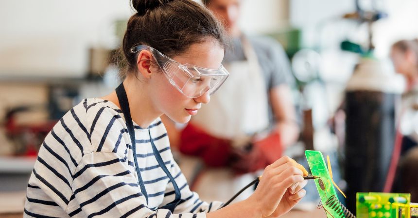 Kiwanis Club of Minot Supports Technology Upgrades at Dakota Boys and Girls Ranch